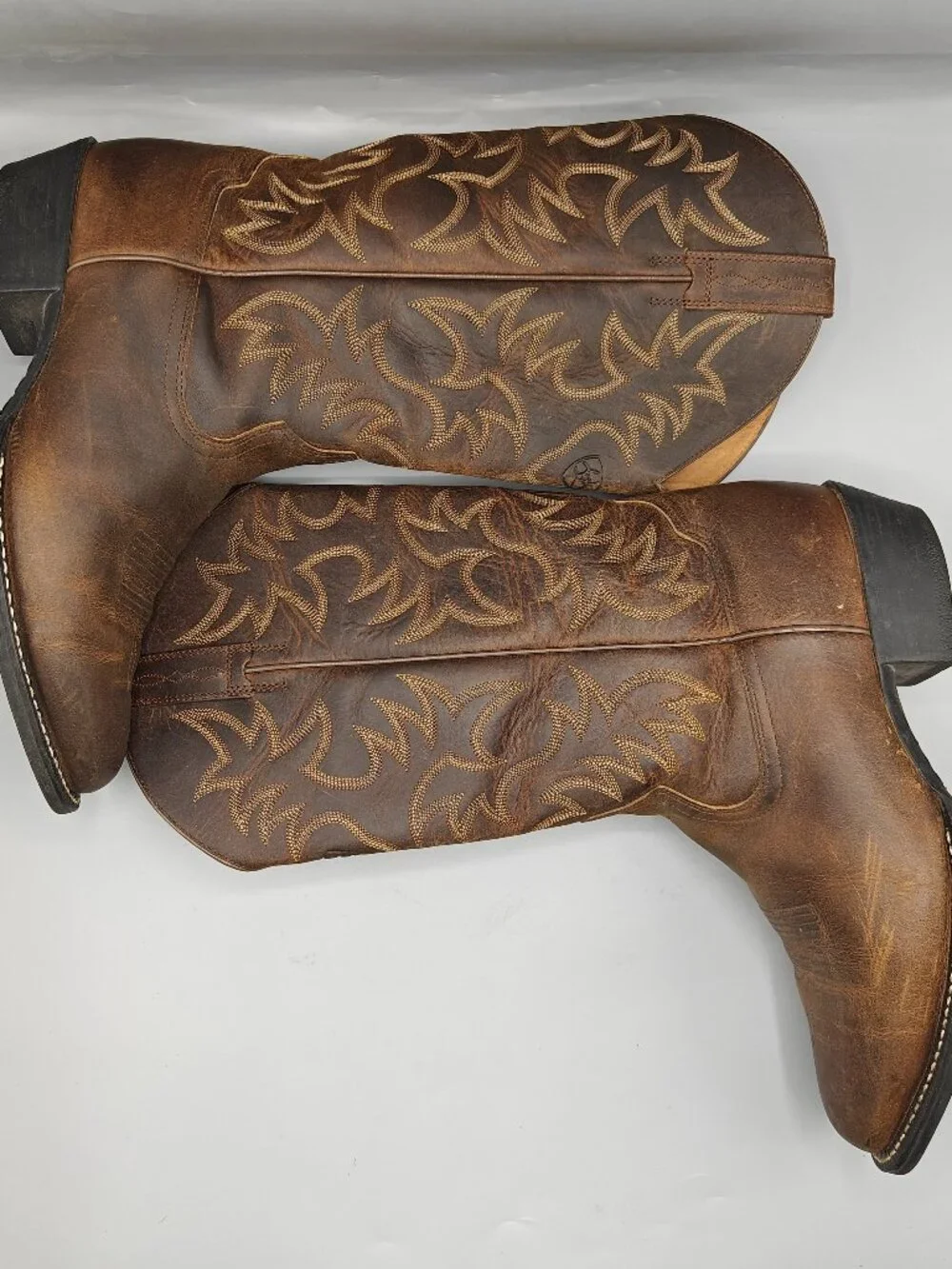 Ariat Heritage R Toe 10002204 Men's size 9.5EE Brown Leather Western Cowboy Boot